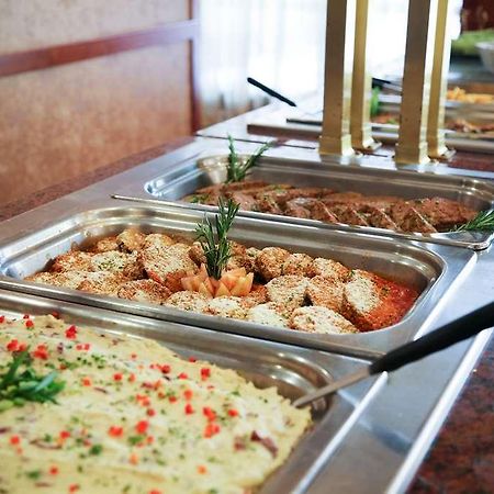 Fluno Center Hotel Madison Nhà hàng bức ảnh
